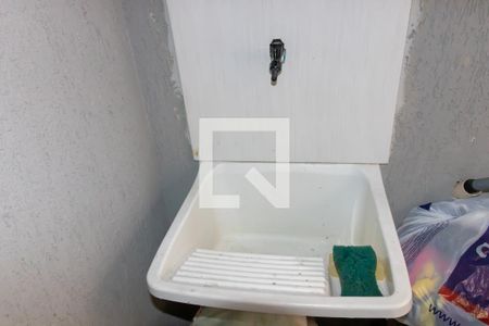 Casa à venda com 215m², 5 quartos e 1 vagaLavanderia