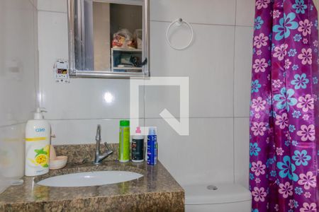 Casa à venda com 215m², 5 quartos e 1 vagaBanheiro de serviço