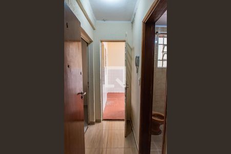 Apartamento à venda com 75m², 2 quartos e sem vagaCorredor