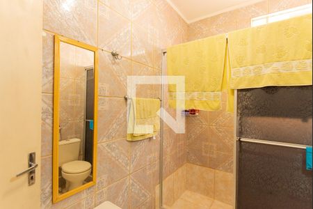 Casa à venda com 280m², 4 quartos e 8 vagasBanheiro da Suíte 1