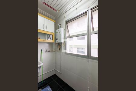 Apartamento à venda com 64m², 2 quartos e 1 vaga Apartamento à venda com 64m², 2 quartos e 1 vagaÁrea de serviço