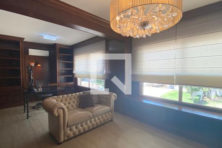 Casa de condomínio à venda com 450m², 4 quartos e 4 vagasEscritório