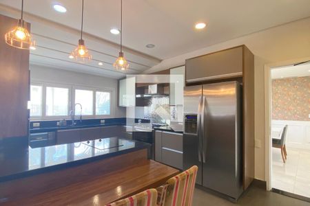 Casa de condomínio à venda com 450m², 4 quartos e 4 vagasCozinha