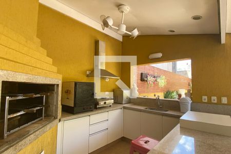 Casa de condomínio à venda com 450m², 4 quartos e 4 vagasChurrasqueira