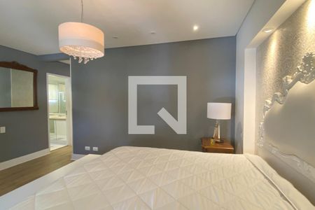 Casa de condomínio à venda com 450m², 4 quartos e 4 vagasSuíte 1