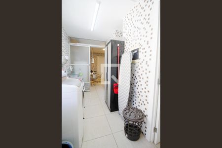 Apartamento à venda com 80m², 3 quartos e 1 vaga Apartamento à venda com 80m², 3 quartos e 1 vagaCozinha e Área de Serviço