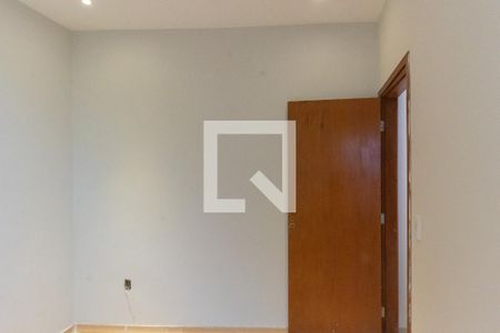 Suíte de casa à venda com 2 quartos, 175m² em Jardim Samambaia, Campinas