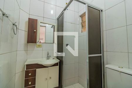 Casa à venda com 130m², 2 quartos e 1 vaga Casa à venda com 130m², 2 quartos e 1 vagaBanheiro - edícula