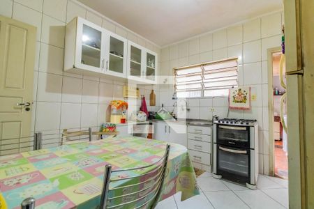 Casa à venda com 130m², 2 quartos e 1 vaga Casa à venda com 130m², 2 quartos e 1 vagaCozinha