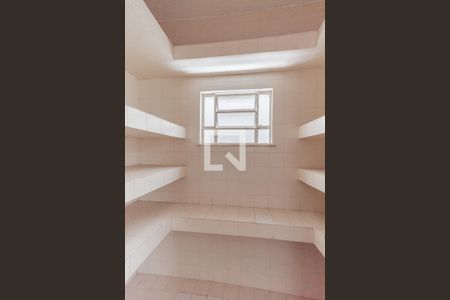 Casa à venda com 407m², 5 quartos e 4 vagas Casa à venda com 407m², 5 quartos e 4 vagasDespensa