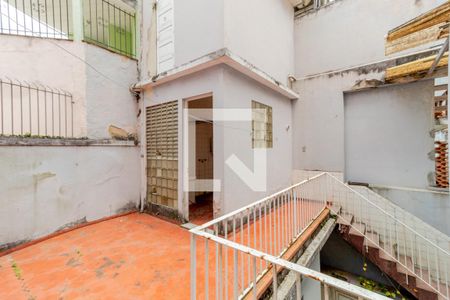 Casa à venda com 407m², 5 quartos e 4 vagas Casa à venda com 407m², 5 quartos e 4 vagasÁrea externa
