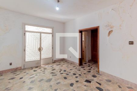 Casa à venda com 407m², 5 quartos e 4 vagas Casa à venda com 407m², 5 quartos e 4 vagasSala 3