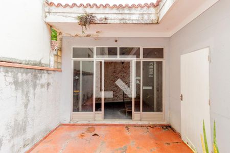 Casa à venda com 407m², 5 quartos e 4 vagas Casa à venda com 407m², 5 quartos e 4 vagasQuarto 3 - Anexo