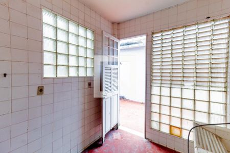 Casa à venda com 407m², 5 quartos e 4 vagas Casa à venda com 407m², 5 quartos e 4 vagasLavanderia