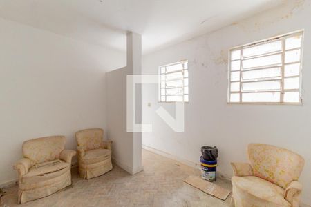 Casa à venda com 407m², 5 quartos e 4 vagas Casa à venda com 407m², 5 quartos e 4 vagasQuarto 4 - Anexo