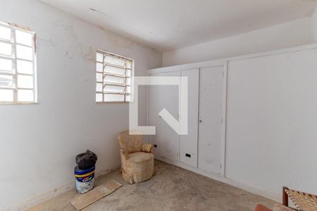 Casa à venda com 407m², 5 quartos e 4 vagas Casa à venda com 407m², 5 quartos e 4 vagasQuarto 4 - Anexo