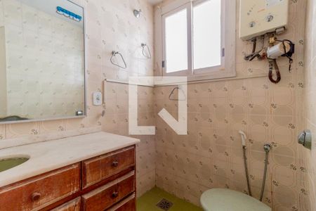 Casa à venda com 407m², 5 quartos e 4 vagas Casa à venda com 407m², 5 quartos e 4 vagasBanheiro Social