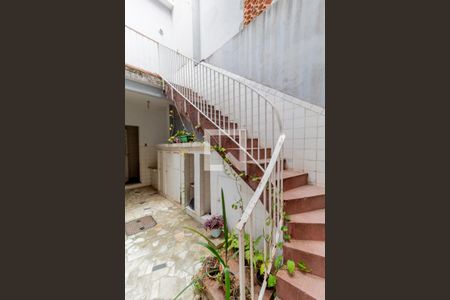 Casa à venda com 407m², 5 quartos e 4 vagas Casa à venda com 407m², 5 quartos e 4 vagasÁrea externa