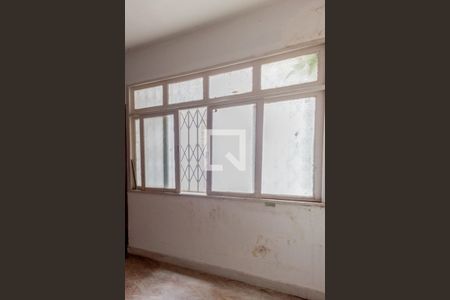 Casa à venda com 407m², 5 quartos e 4 vagas Casa à venda com 407m², 5 quartos e 4 vagasQuarto 1