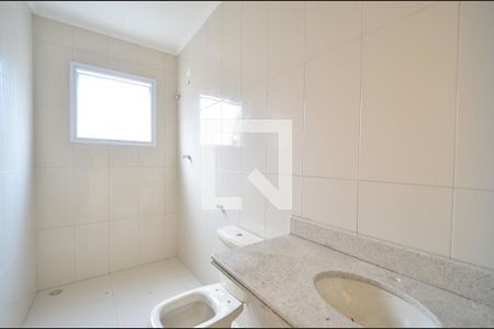 Casa à venda com 130m², 3 quartos e 2 vagasBanheiro Social