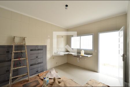 Casa à venda com 130m², 3 quartos e 2 vagasCozinha