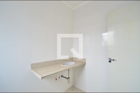 Casa à venda com 130m², 3 quartos e 2 vagasBanheiro da Suíte