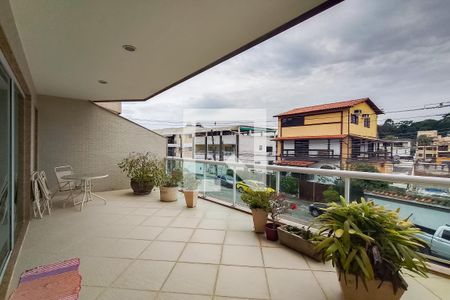 Casa à venda com 360m², 4 quartos e 4 vagasVaranda da Sala