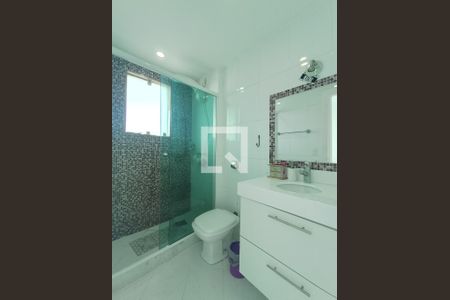 Casa à venda com 360m², 4 quartos e 4 vagasBanheiro Quarto 2 - Suíte