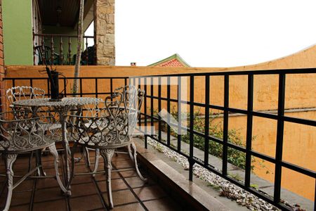 Casa à venda com 500m², 4 quartos e 8 vagasVaranda