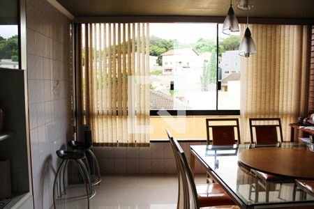 Casa à venda com 500m², 4 quartos e 8 vagasCozinha