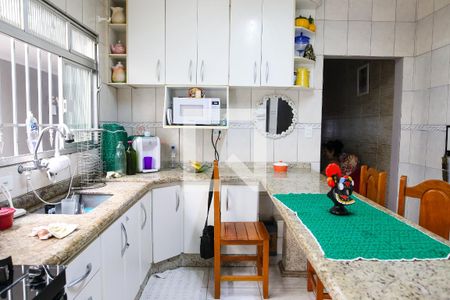 Casa à venda com 150m², 3 quartos e 2 vagasCozinha