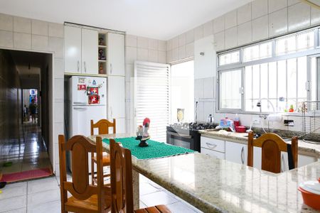 Casa à venda com 150m², 3 quartos e 2 vagasCozinha
