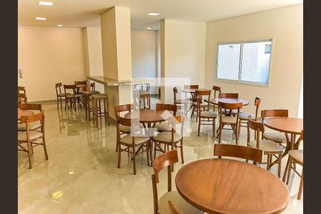 Apartamento à venda com 86m², 3 quartos e 2 vagas Apartamento à venda com 86m², 3 quartos e 2 vagasÁrea comum - Salão de festas