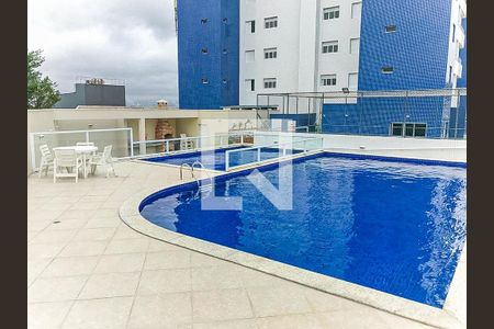 Apartamento à venda com 86m², 3 quartos e 2 vagas Apartamento à venda com 86m², 3 quartos e 2 vagasÁrea comum - Piscina