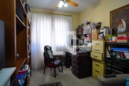 Apartamento à venda com 150m², 3 quartos e 2 vagasQuarto 2
