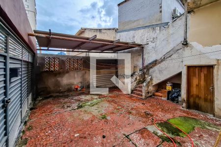 Casa à venda com 120m², 2 quartos e 5 vagasQuintal