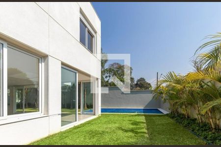 Casa de condomínio à venda com 750m², 4 quartos e 8 vagas