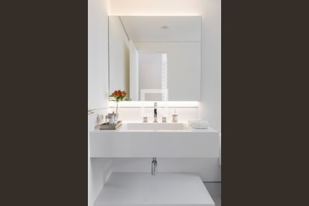 Apartamento à venda com 208m², 2 quartos e 3 vagas