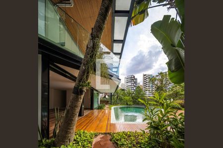 Casa de condomínio à venda com 661m², 4 quartos e 3 vagas