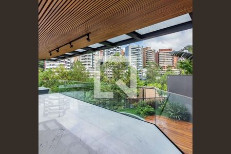 Casa de condomínio à venda com 661m², 4 quartos e 3 vagas