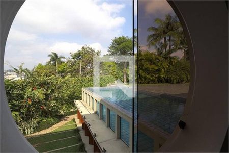 Casa à venda com 680m², 6 quartos e 10 vagas