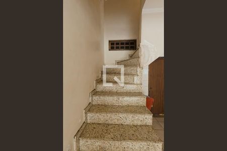 Casa à venda com 350m², 3 quartos e 4 vagasCorredor