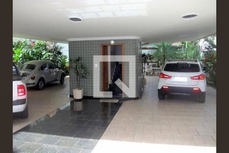 Casa à venda com 350m², 4 quartos e 10 vagas
