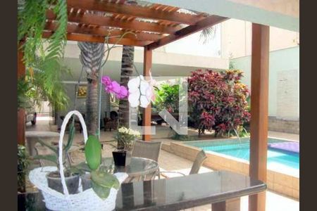 Casa à venda com 350m², 4 quartos e 10 vagas