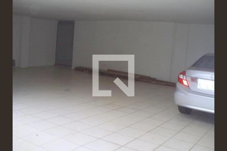 Casa à venda com 380m², 5 quartos e 6 vagas