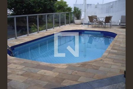 Casa à venda com 380m², 5 quartos e 6 vagas