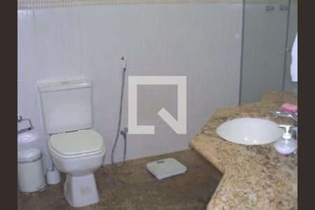 Casa à venda com 380m², 5 quartos e 6 vagas