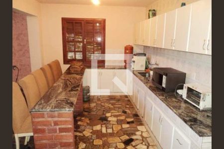Casa de condomínio à venda com 468m², 3 quartos e 10 vagas