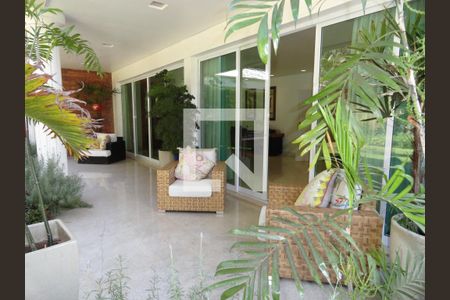 Casa à venda com 620m², 3 quartos e 6 vagas