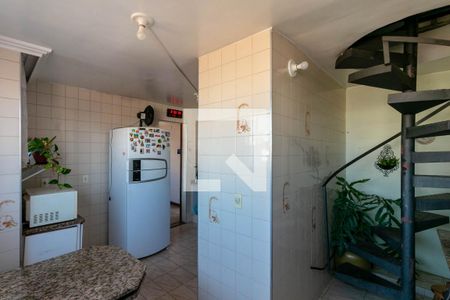 Apartamento à venda com 202m², 3 quartos e 1 vagaÁrea de Serviço
